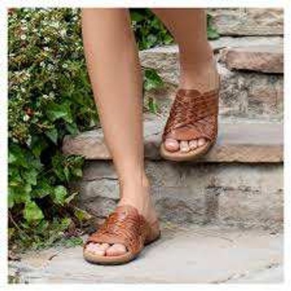 Taos Shoes - Taos Women's Size 8 Guru Cognac Leather Comfort Woven Slide Sandals Spain NEW